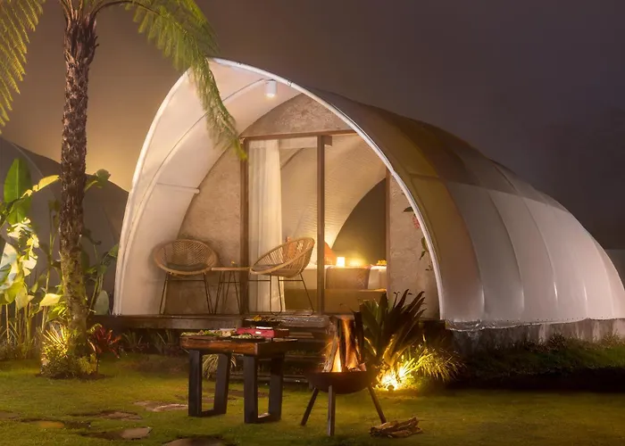 Pramana Zahill 4*